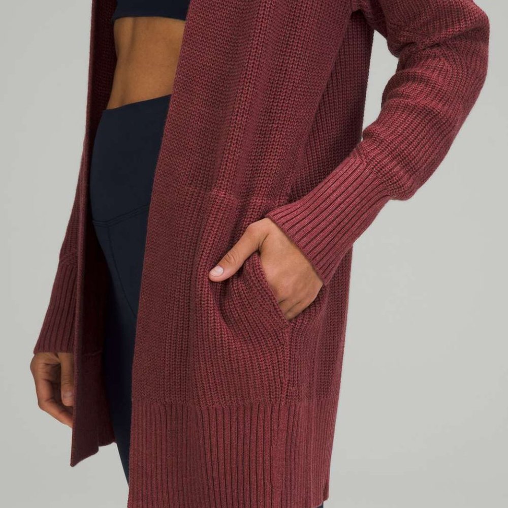 lululemon athletica | Cashlu Sweater Wrap | Mulled Heathered Wine
